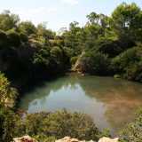 Di forma ovale, � punteggiato da macchia mediterranea... 
